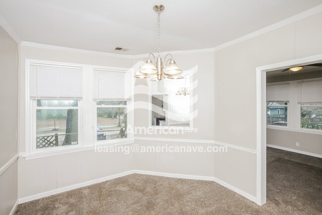 Building Photo - 1106 Page St