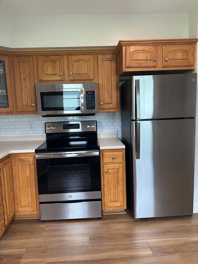 Foto del edificio - 1211 Walcrest Dr