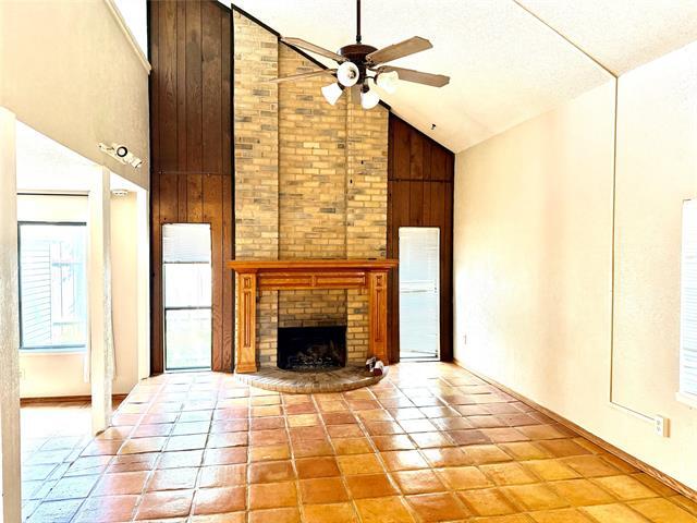 Foto del edificio - 3309 Ivanhoe Ln