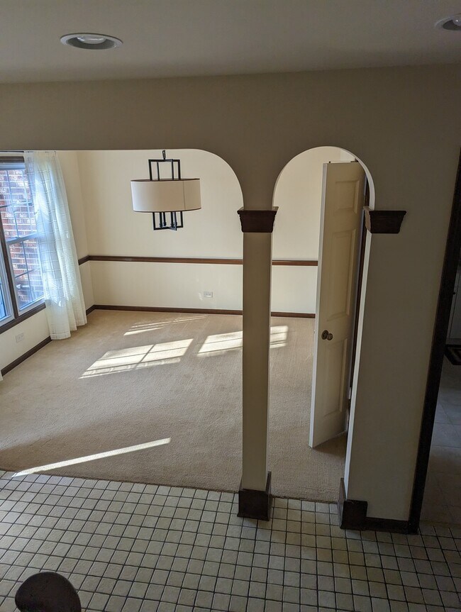 Building Photo - 1535 Wedgefield Cir
