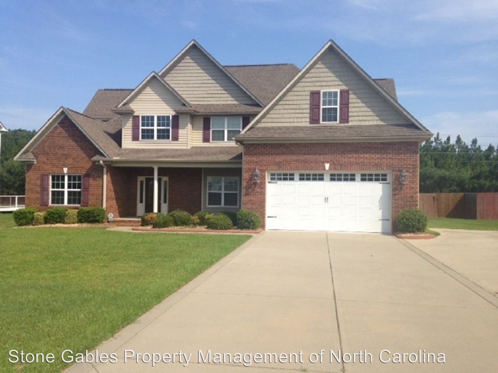 Primary Photo - 382 Oakridge Dr