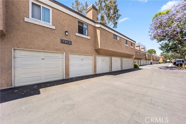 Foto del edificio - 7912 Northlake Dr