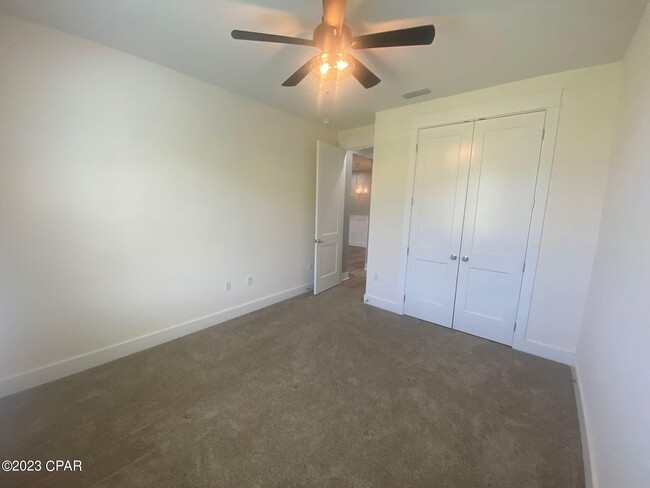 Building Photo - 313 Basin Bayou Dr
