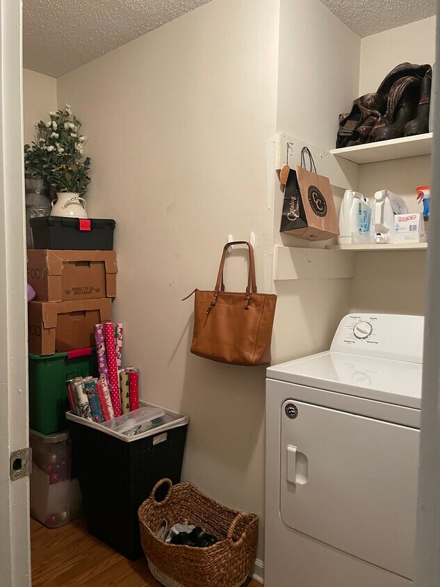 122 W Victoria Ct Unit C, Greenville, NC 27834 Condo for Rent in