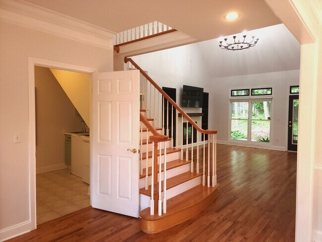 Foto del edificio - Knoxville 37934 - 4 bedroom, 3.5 bath home...