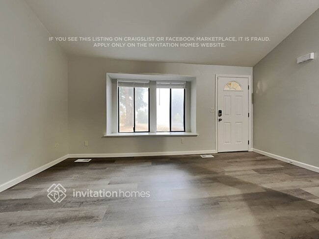 Building Photo - 6033 54th Ct SE