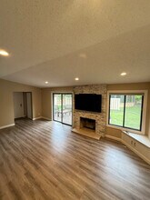 Building Photo - 1181 Weston Ln N