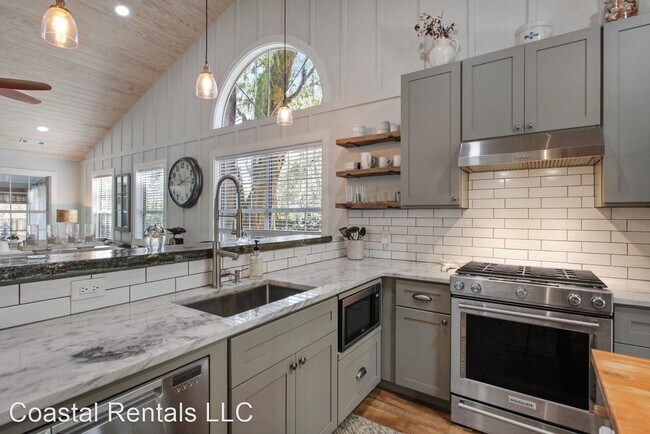 Foto del edificio - 3 br, 2 bath House - 70 River Oaks Circle