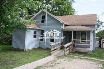 Building Photo - 415 4th St W
