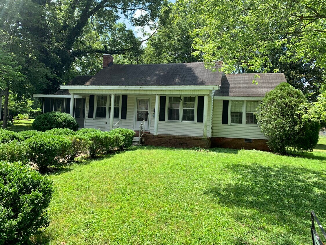 Primary Photo - 67 W End Ave