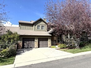 Building Photo - 12305 Ross Creek Dr
