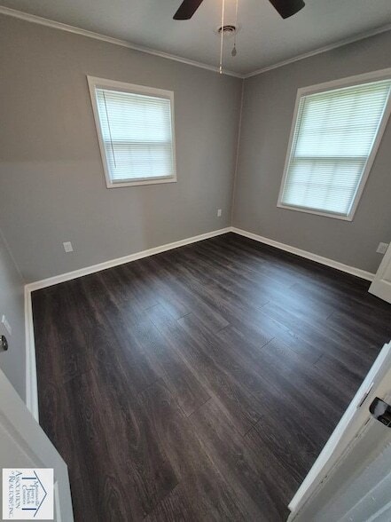 Building Photo - 961 Southland Dr