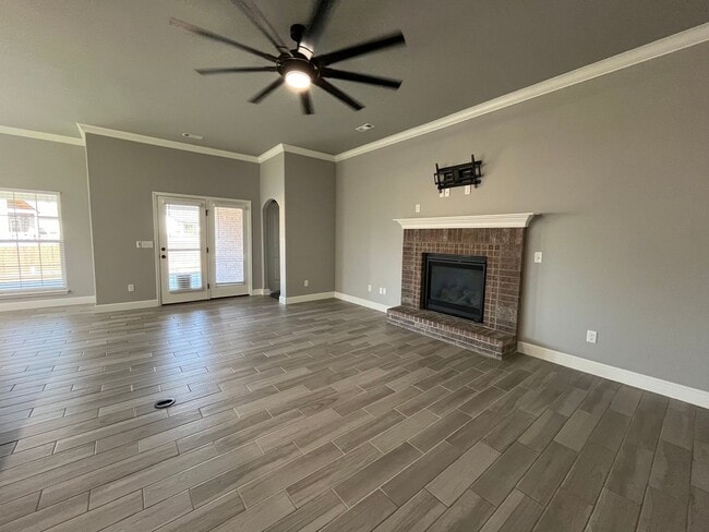 Building Photo - Newer Built 3 Bedroom Home for Rent in Orc...