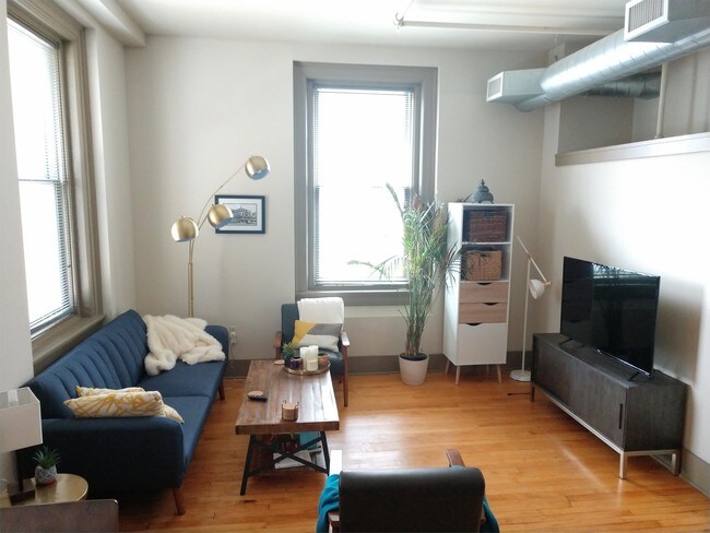 Foto del edificio - 739 Hamilton St