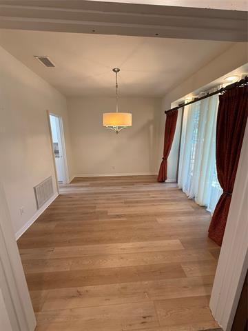 Building Photo - 10527 Sandpiper Ln
