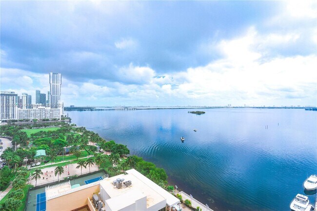 Foto del edificio - 1717 N Bayshore Dr