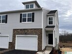 Foto principal - 7580 Clayton Ave