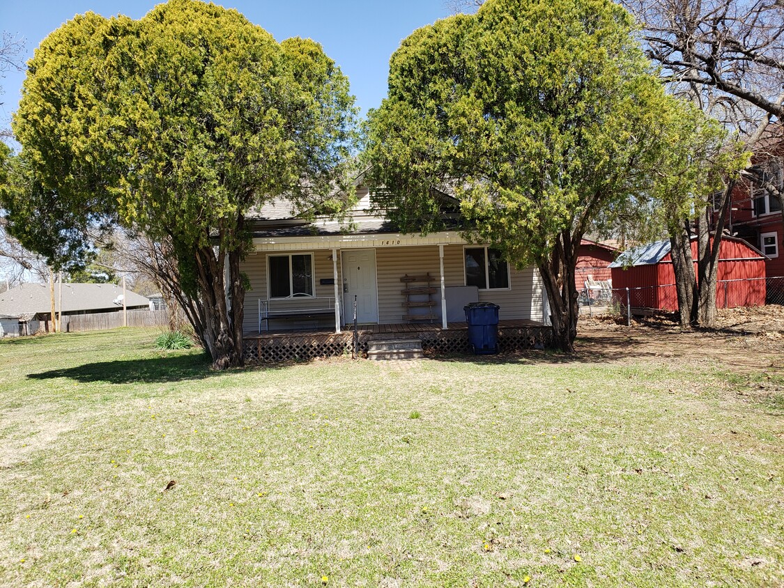 Primary Photo - 1410 W Colorado Ave