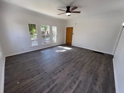 Building Photo - 6090 Saturn St