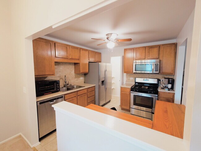 Foto del edificio - 1014 Auburn Ln