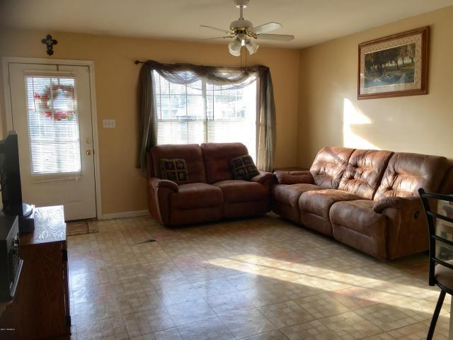 Building Photo - 3 Bed Rental $1000