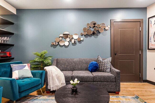 Foto del edificio - 611 Commerce St