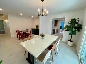 Building Photo - 1635 Chippendale Rd