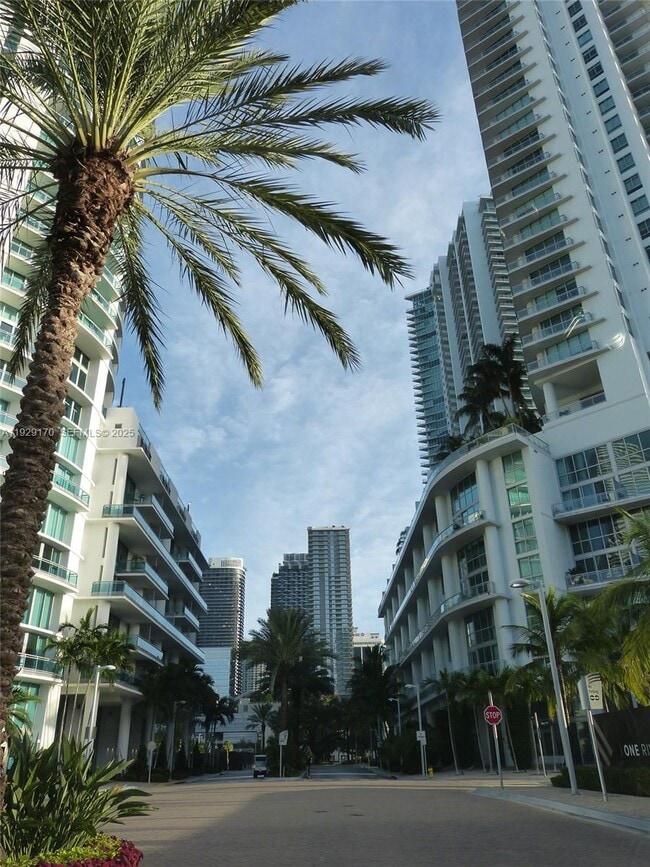 Foto del edificio - 90 SW 3rd St