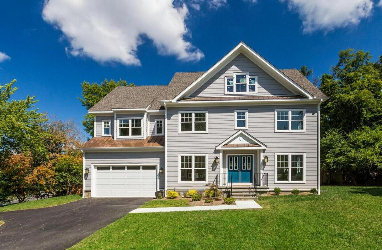 8374 1st Ave, Vienna, VA 22182 House Rental in Vienna, VA