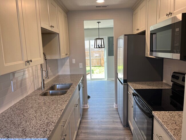 Foto del edificio - 1109 Netherland Ct