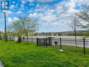 Building Photo - 14 Nightland Ct