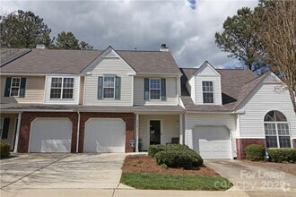 Building Photo - 4552 Panther Pl
