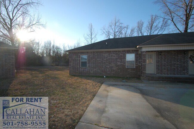 Foto del edificio - 3 Bedroom Duplex in Jacksonville