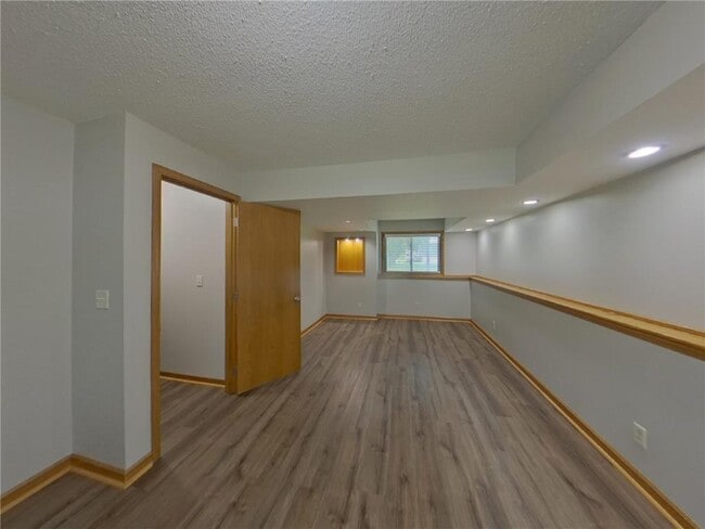 Building Photo - 13078 Glenhurst Cir