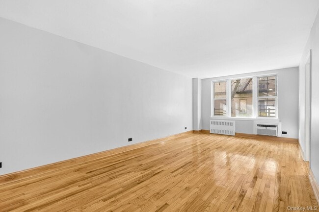 Building Photo - 2385 Barker Ave