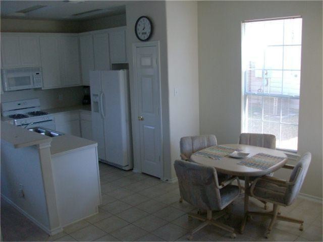 Foto del edificio - 2842 Loganberry Park Ln