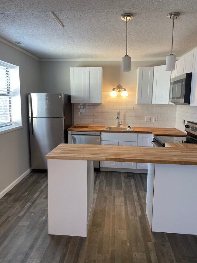 Foto del edificio - 2604 S Compton Ave