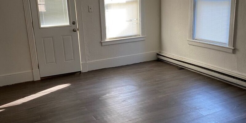 Primary Photo - North Cat Duplex