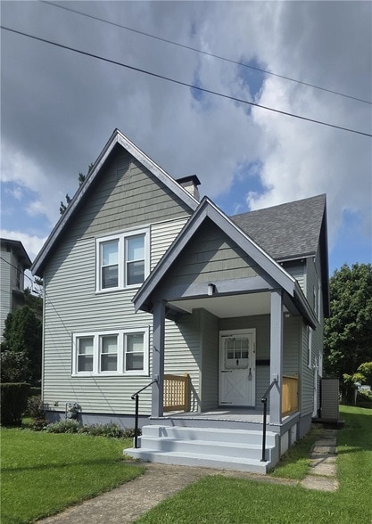 Building Photo - 114 Fletcher St