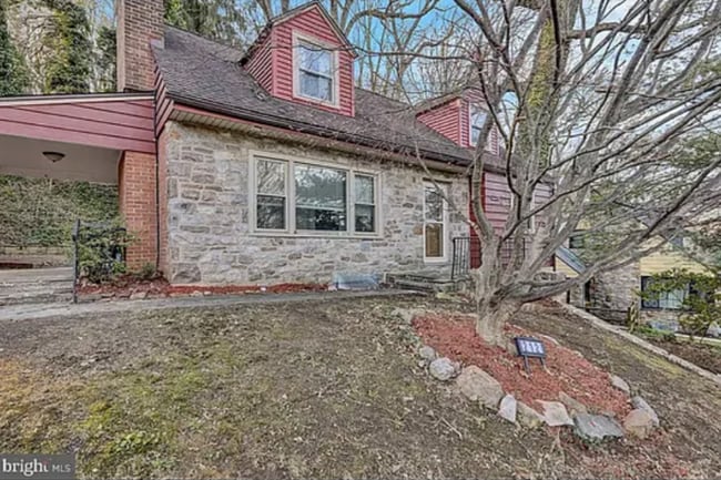 Photo - 212 Laurel Ave House