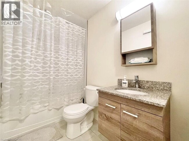 Building Photo - 318 Spruce St