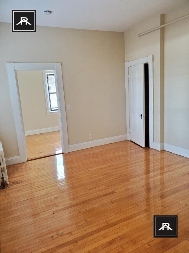 Foto del edificio - 0 bedroom in Brookline MA 02446