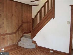 Building Photo - 1725 Kohl St