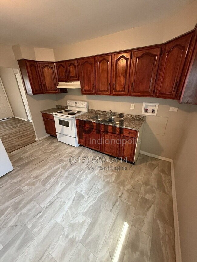 Foto del edificio - 9819 Bishop Ct
