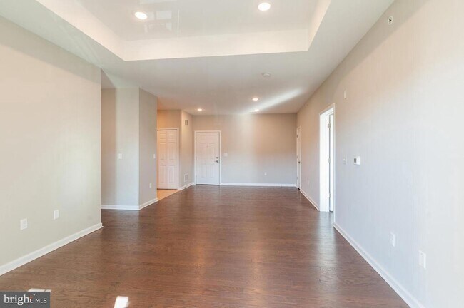 Foto del edificio - 944 Halifax Pl