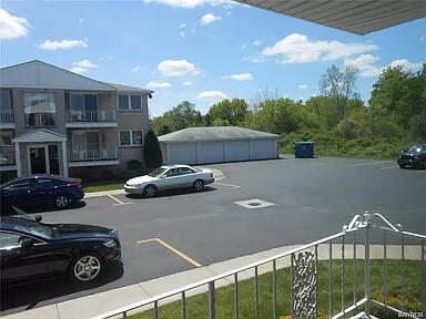 Building Photo - 116 Churchcroft Ln