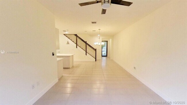 Foto del edificio - 10547 NW 81st St