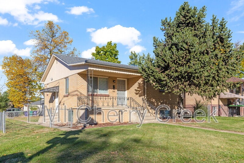 Foto principal - 2695 S Logan St