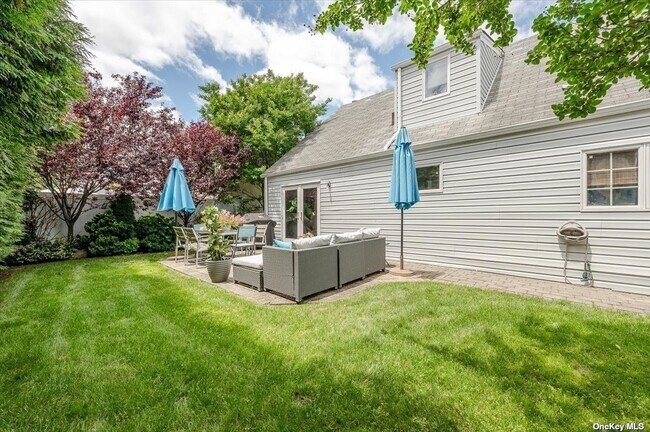 Foto del edificio - 1685 Bay Blvd