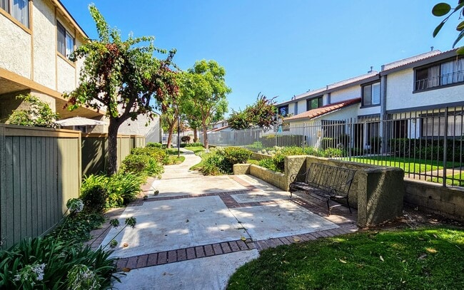 Building Photo - 2005 W Culver Ave